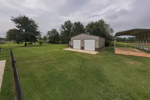 800 John E Sullivan Rd, Byron, GA 31008 - Photo 2