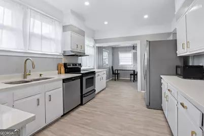 424 E 50th Street, Savannah, GA 31405 - Photo 6