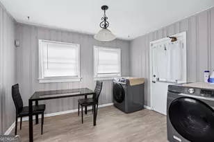 424 E 50th St, Savannah, GA 31405 - Photo 8