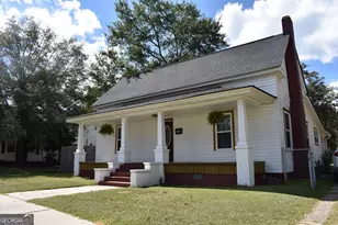 250 S Lewis St, Metter, GA 30439 - Photo 1