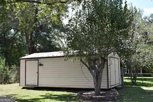 250 S Lewis St, Metter, GA 30439 - Photo 46