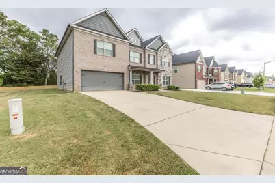 407 Doraville Court, Warner Robins, GA 31088 - Photo 2