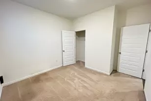 215 Barnyard Wy, Perry, GA 31069 - Photo 8