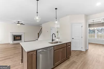 312 Air View Drive, Warner Robins, GA 31093 - Photo 32