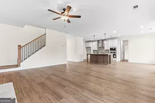 312 Airview Dr, Warner Robins, GA 31093 - Photo 20