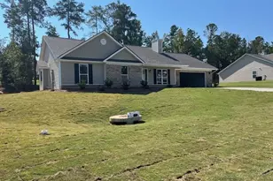 429 Riley Cir NW, Milledgeville, GA 31061 - Photo 2