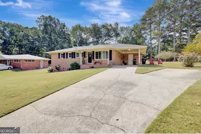 15 Chestnut Drive, Newnan, GA 30263 - Photo 2