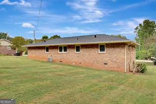 15 Chestnut Dr, Newnan, GA 30263 - Photo 16