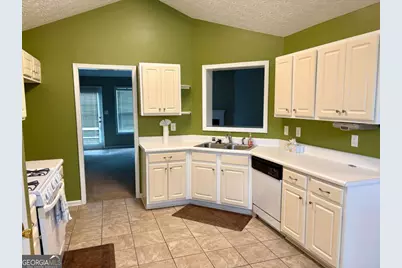 1331 Log Cabin Lane, Lawrenceville, GA 30045 - Photo 4