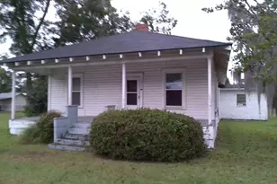 143 E Church St, Ludowici, GA 31316 - Photo 1