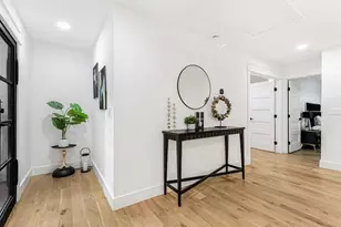 1153 Dawn View Ln, Atlanta, GA 30327 - Photo 38