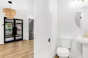 1153 Dawn View Ln, Atlanta, GA 30327 - Photo 36