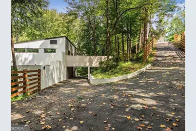 1153 Dawn View Lane, Atlanta, GA 30327 - Photo 4