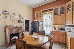 610 W Liberty St, Claxton, GA 30417 - Photo 34