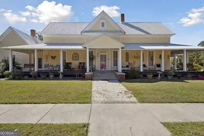 610 W Liberty Street, Claxton, GA 30417 - Photo 1