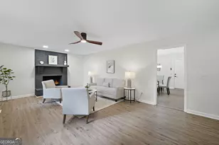 345 Henson Cir, Carrollton, GA 30117 - Photo 2