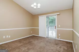 1198 Oak Knoll Ct, Lithonia, GA 30058 - Photo 6