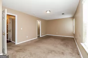 1198 Oak Knoll Ct, Lithonia, GA 30058 - Photo 12