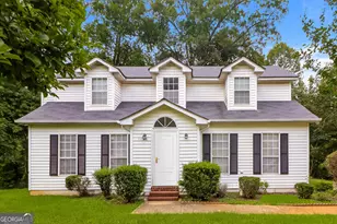 1198 Oak Knoll Ct, Lithonia, GA 30058 - Photo 1