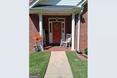 915 Charleston Court, Gainesville, GA 30501 - Photo 2