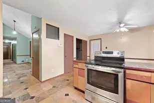 3244 Harbor Woods Rd, Decatur, GA 30034 - Photo 14