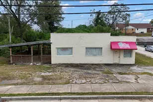 406 E Solomon St, Griffin, GA 30223 - Photo 1