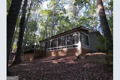 570 Greenleaf Drive, Lavonia, GA 30553 - Photo 2
