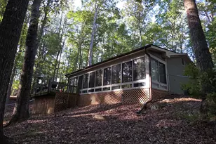 570 Greenleaf Dr, Lavonia, GA 30553 - Photo 2