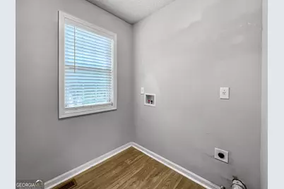 6825 Wells Court, Cumming, GA 30028 - Photo 6