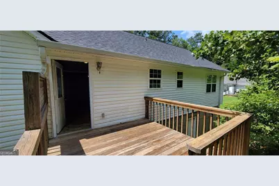 2325 Shady Grove Road #B, Carrollton, GA 30116 - Photo 2