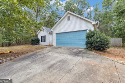 135 Widgeon Drive, Newnan, GA 30263 - Photo 2