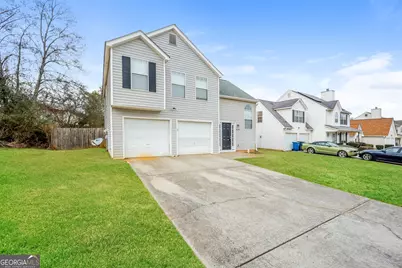 8195 Mountain Pass, Riverdale, GA 30274 - Photo 2