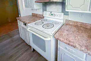 601 Paul St, Warner Robins, GA 31088 - Photo 8