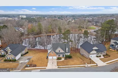 207 Retreat Way, Carrollton, GA 30116 - Photo 2