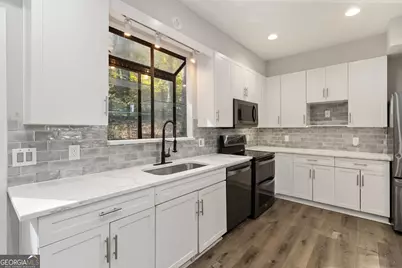 8515 Lake Drive, Snellville, GA 30039 - Photo 30