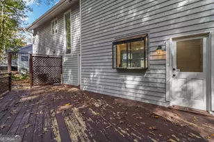 8515 Lake Dr, Snellville, GA 30039 - Photo 20