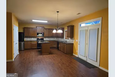 4613 Irish Red Court, Union City, GA 30291 - Photo 10