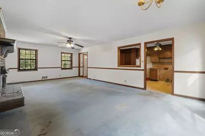 2105 Tropicana Drive, Suwanee, GA 30024 - Photo 6