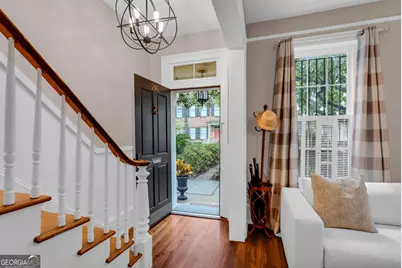 216 W Gaston Street, Savannah, GA 31401 - Photo 6