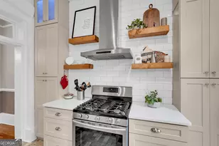 216 W Gaston St, Savannah, GA 31401 - Photo 26