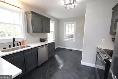 114 Saynor Circle, Lagrange, GA 30240 - Photo 6