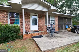 307 Christopher Cir, Fort Valley, GA 31030 - Photo 2