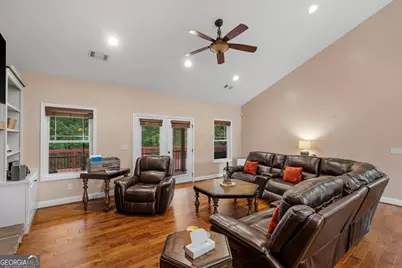 35 Villa Court, Hartwell, GA 30643 - Photo 10