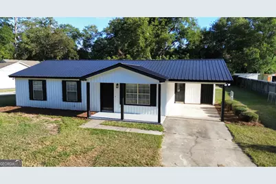 209 Plum Street, Dublin, GA 31021 - Photo 1
