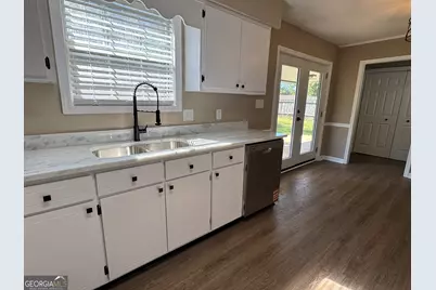 209 Plum Street, Dublin, GA 31021 - Photo 16