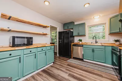 1369 King Arthur Drive, Macon, GA 31220 - Photo 14