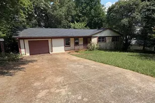 86 Earle Ct, Lawrenceville, GA 30044 - Photo 2