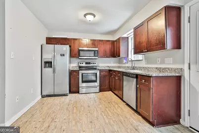 125 Joy Springs Court, Senoia, GA 30276 - Photo 8