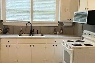 202 Veazey St, Union Point, GA 30669 - Photo 8