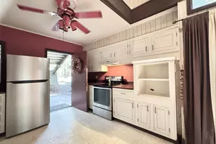 300 Nixon St, Summerville, GA 30747 - Photo 8